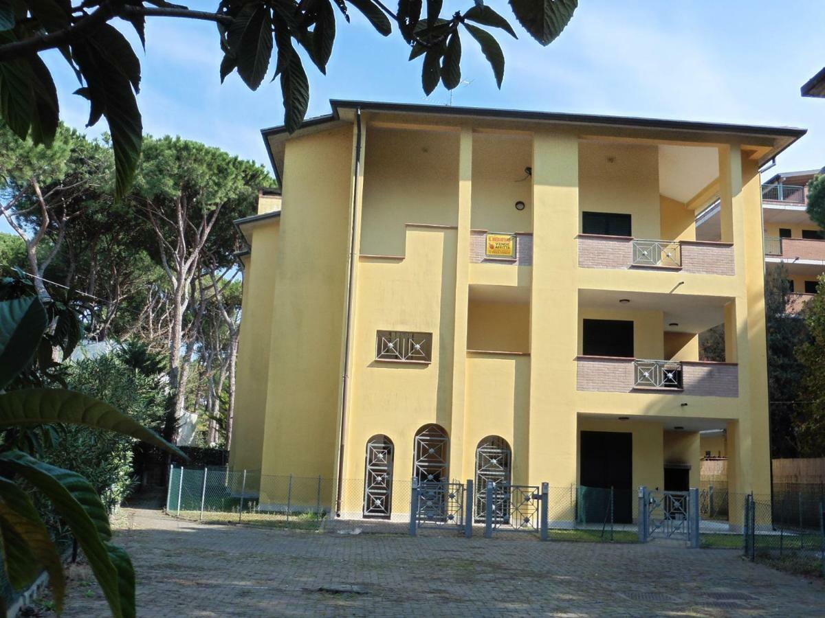 Le Terrazze Apartments Lido di Spina Exterior foto